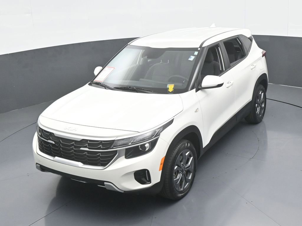 Used 2024 Kia Seltos LX image 44