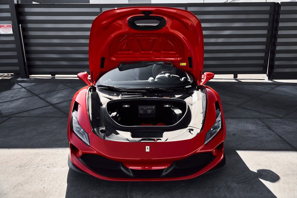 Used 2023 Ferrari F8 Tributo image 18