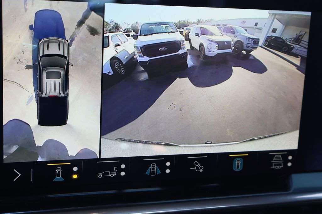 Used 2023 Chevrolet Silverado 1500 High Country w/ Z71 Off-Road Package image 16