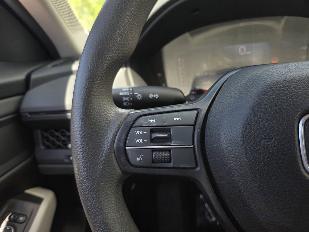 Used 2024 Honda Accord EX image 24