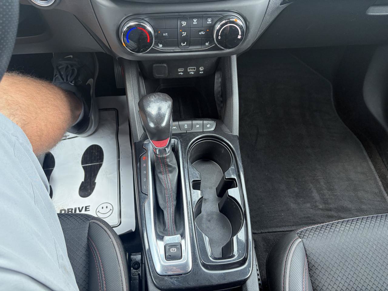 Used 2022 Chevrolet TrailBlazer RS FWD image 17