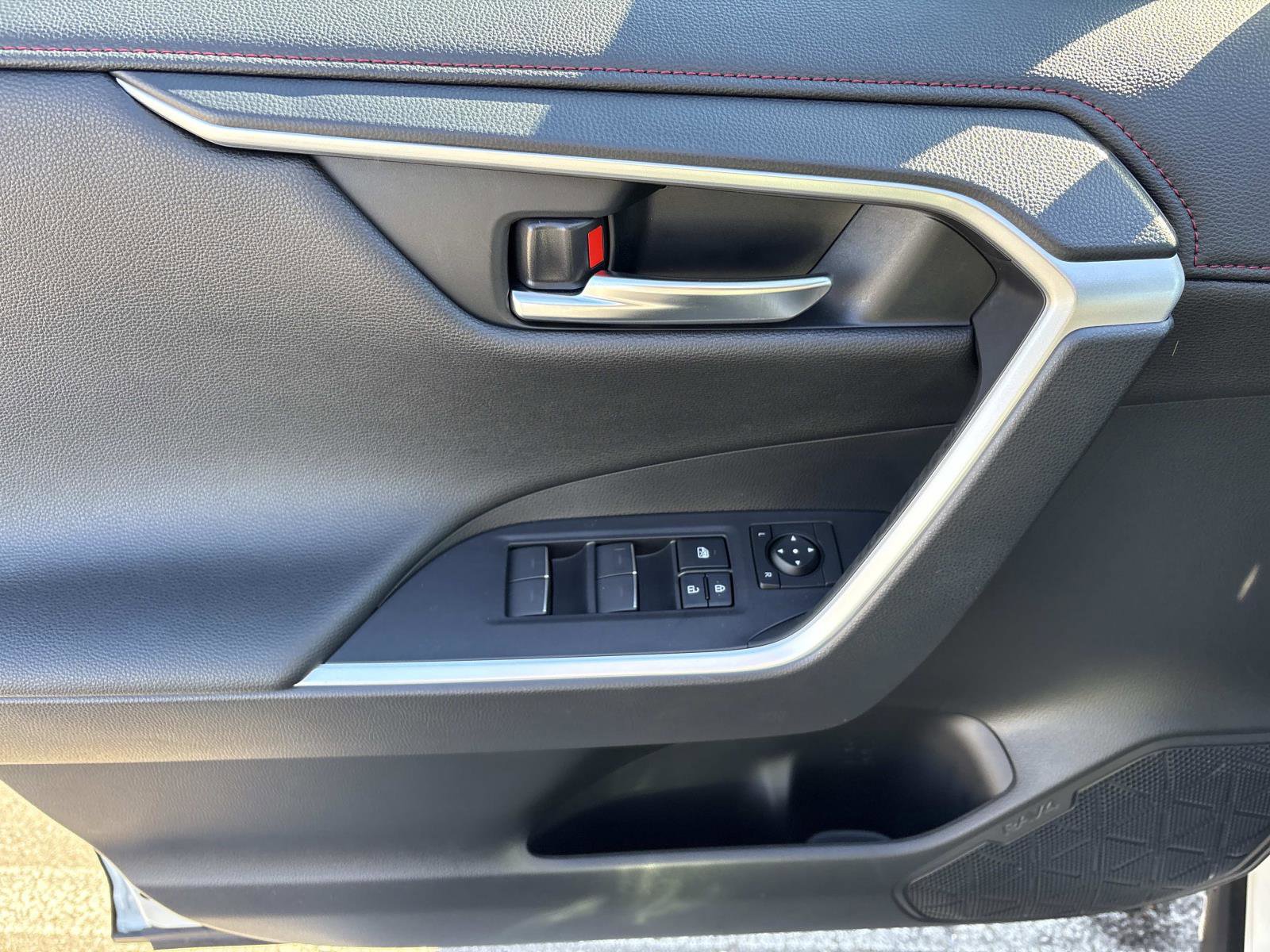 Used 2023 Toyota RAV4 XSE w/ Weather Package image 13