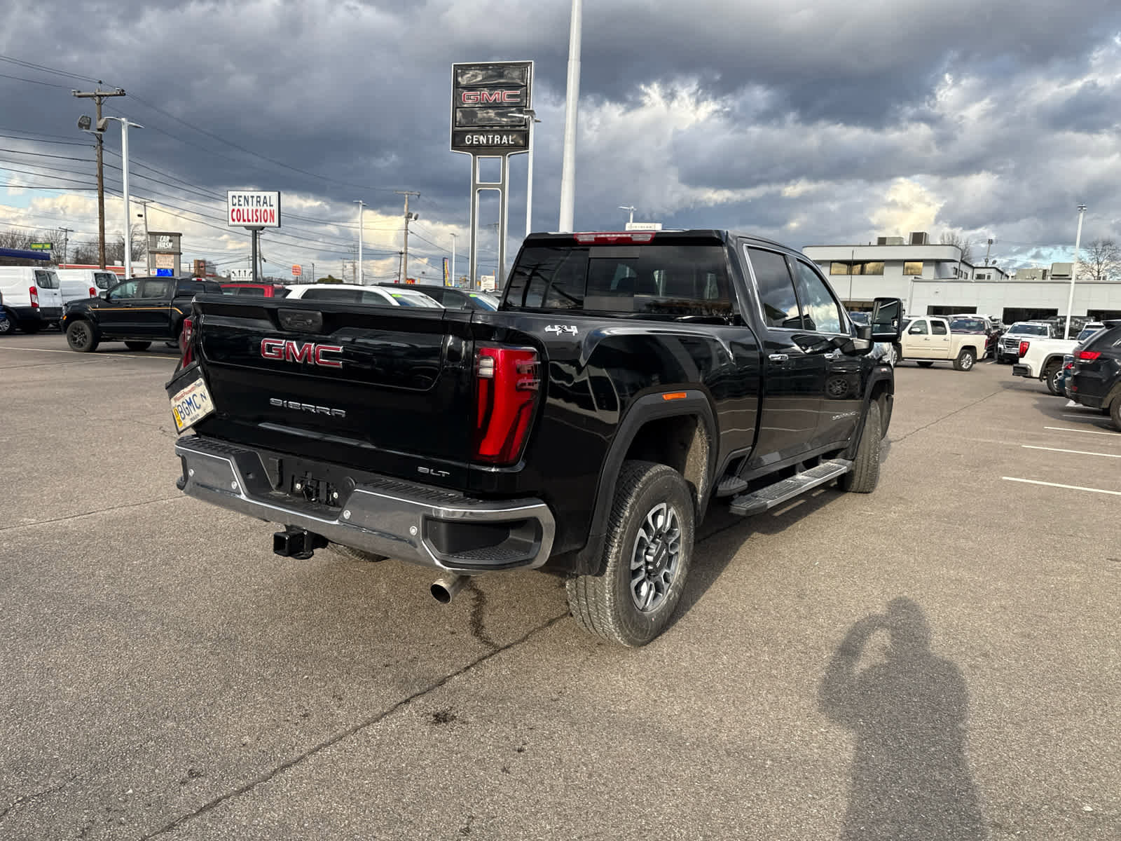 New 2026 GMC Sierra 2500 SLT w/ SLT Premium Package image 7