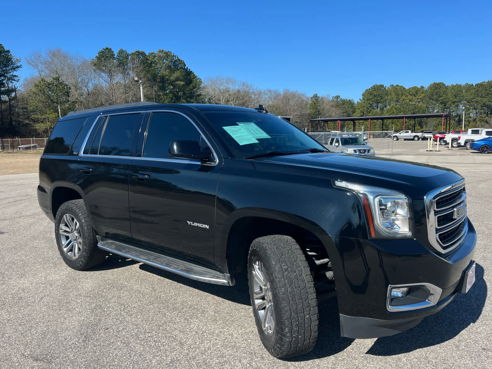 Used 2019 GMC Yukon SLT image 11