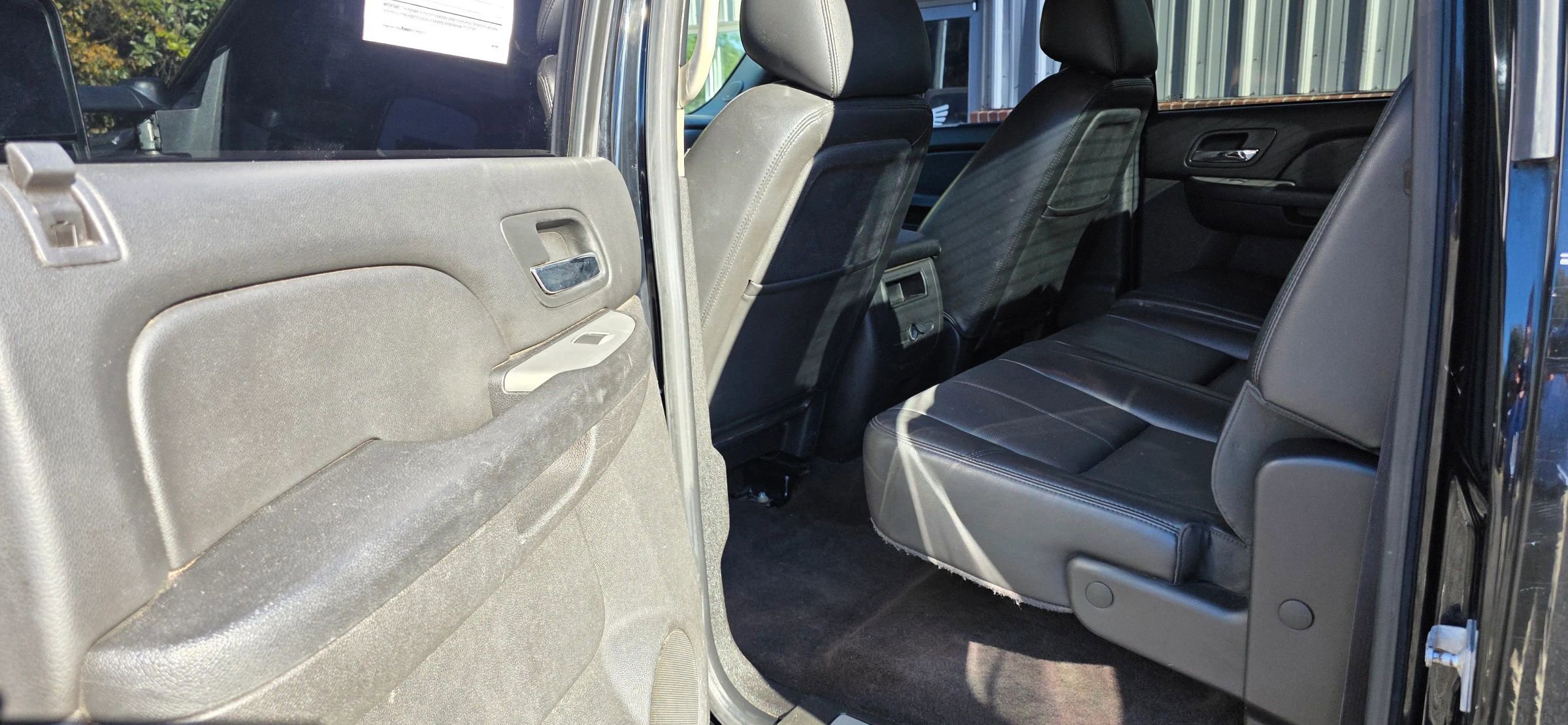 Used 2014 Chevrolet Silverado 2500 LTZ w/ LTZ Plus Package AWD/4WD image 21