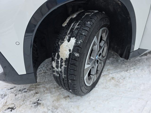 Used 2025 BMW X1 xDrive28i w/ Convenience Package image 33