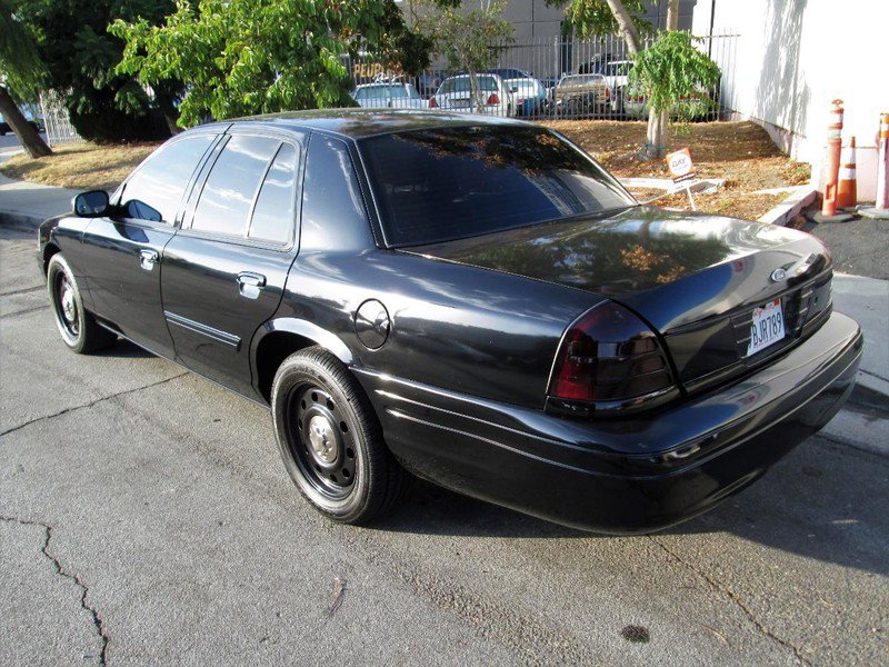 Used 2011 Ford Crown Victoria Police Interceptor image 5