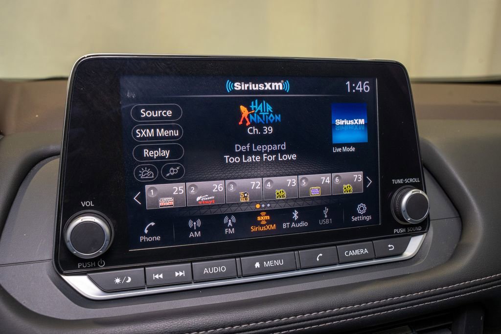 Used 2023 Nissan Rogue SV w/ SV Premium B Package image 14