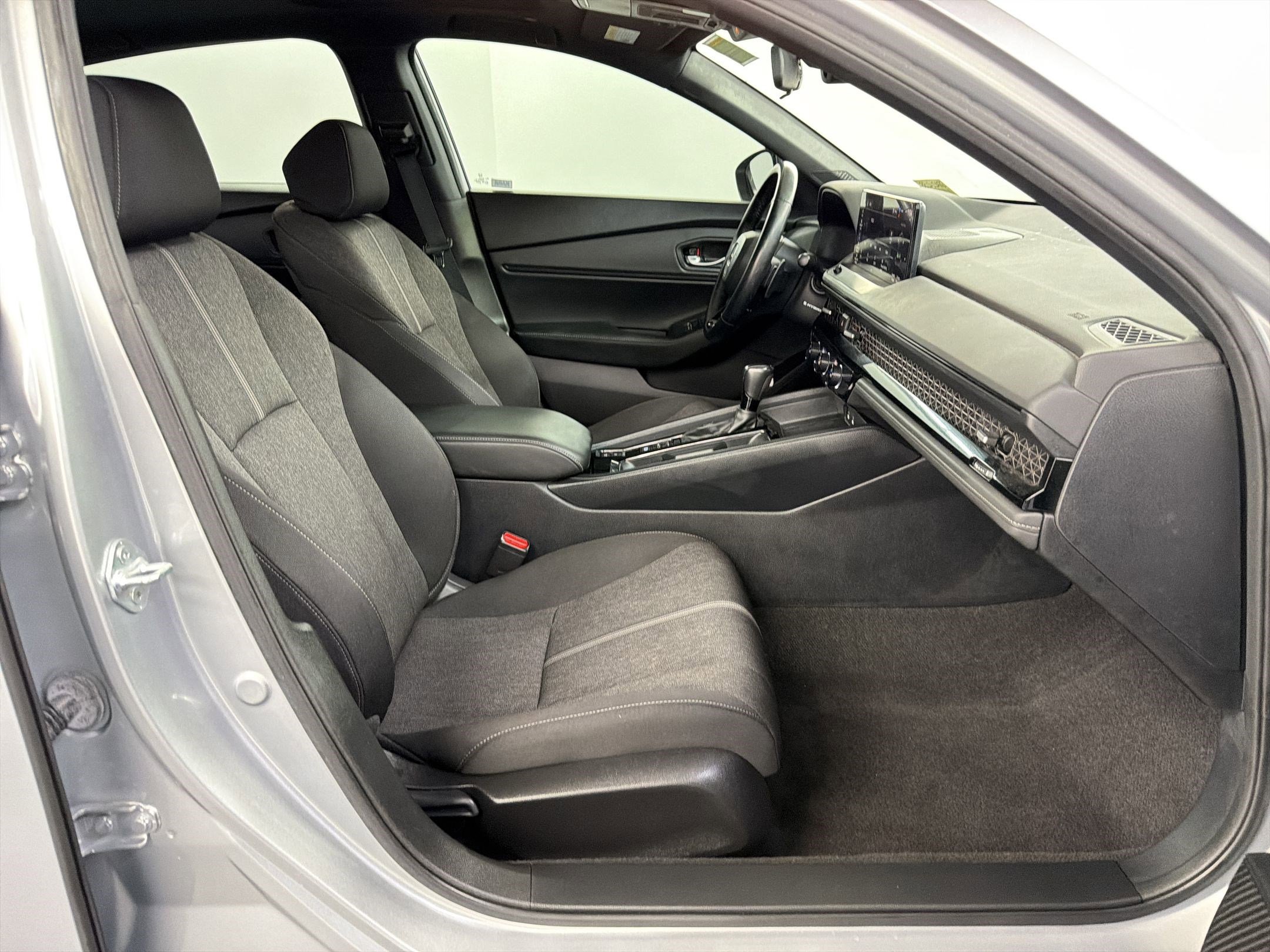 Certified 2024 Honda Accord Sport image 30