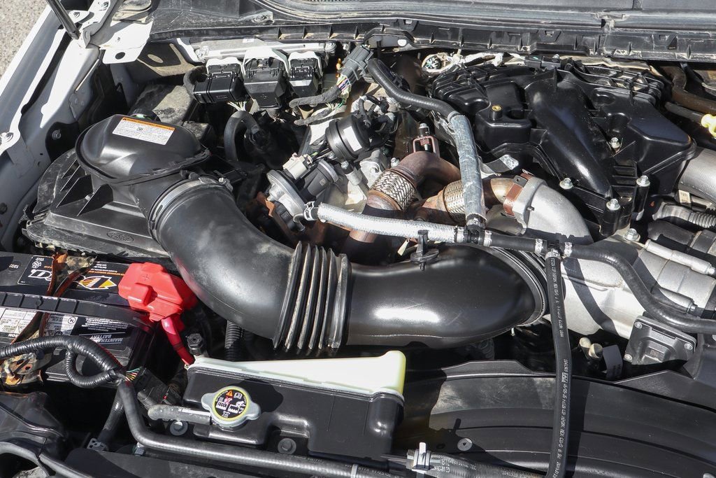 Used 2019 Ford F550 2WD Regular Cab Super Duty image 15