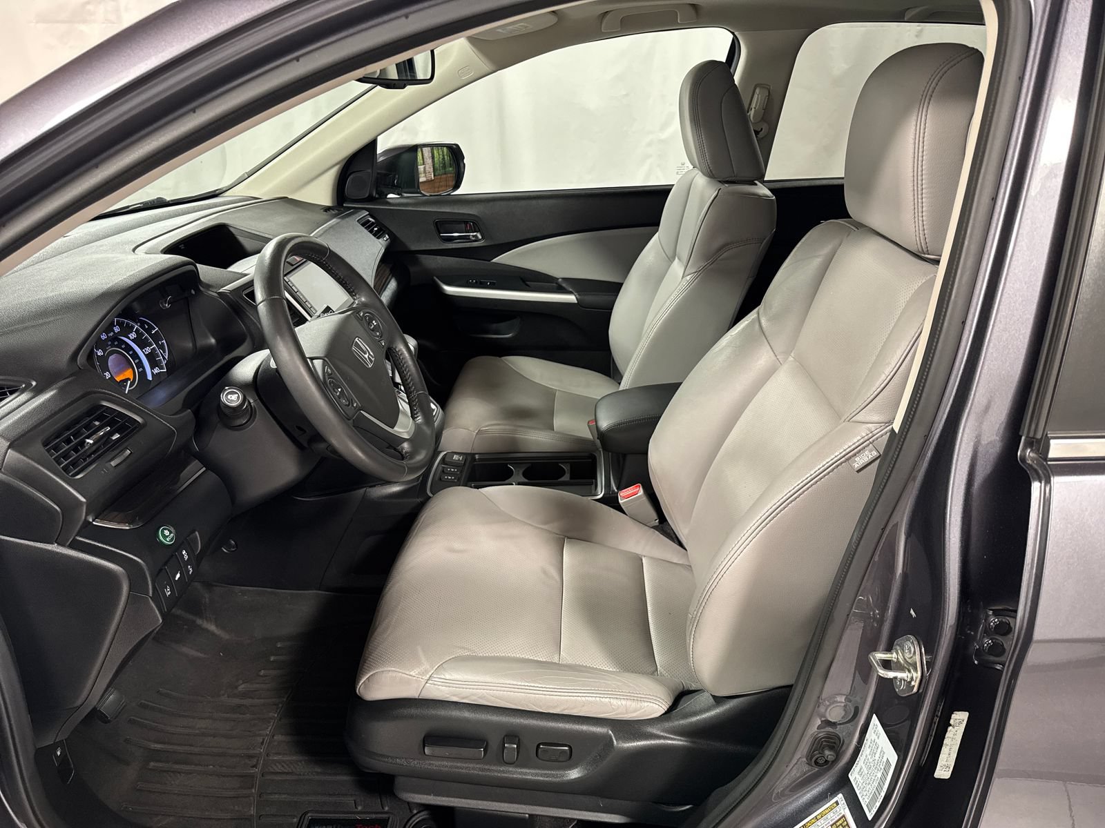 Used 2016 Honda CR-V Touring image 3