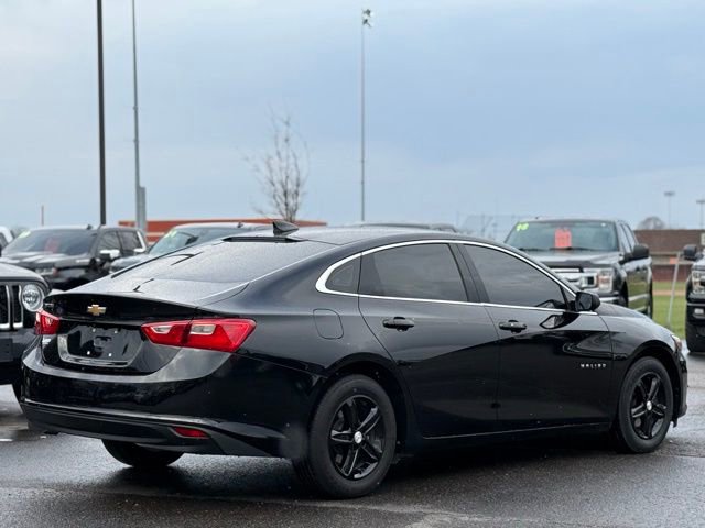 Used 2025 Chevrolet Malibu LS image 34