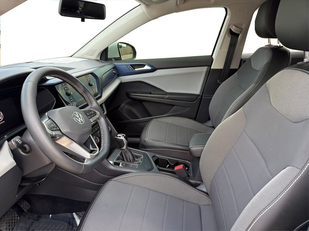 Used 2022 Volkswagen Taos SE image 10