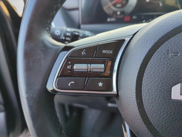 Used 2025 Kia Seltos EX w/ EX Sunroof Package FWD image 12