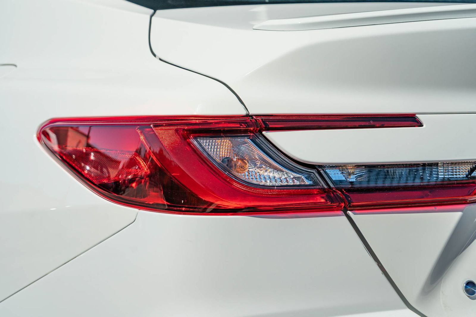 Certified 2025 Toyota Camry SE FWD image 8