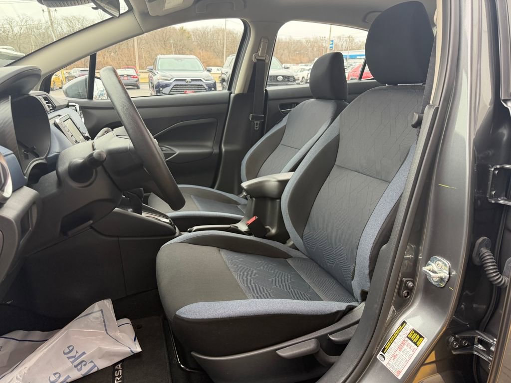 Certified 2025 Nissan Versa SV w/ Trunk Package image 10