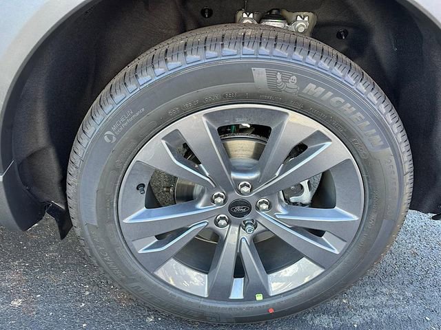 New 2025 Ford Explorer Active w/ Active Comfort Package image 26