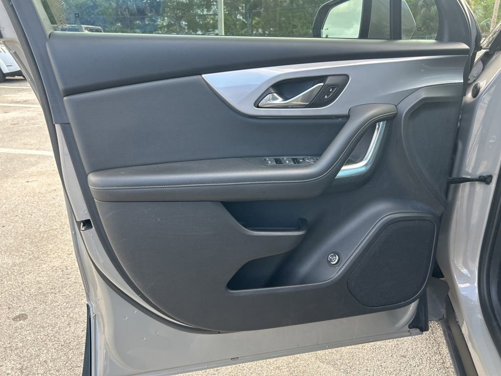 Used 2021 Chevrolet Blazer LT image 36