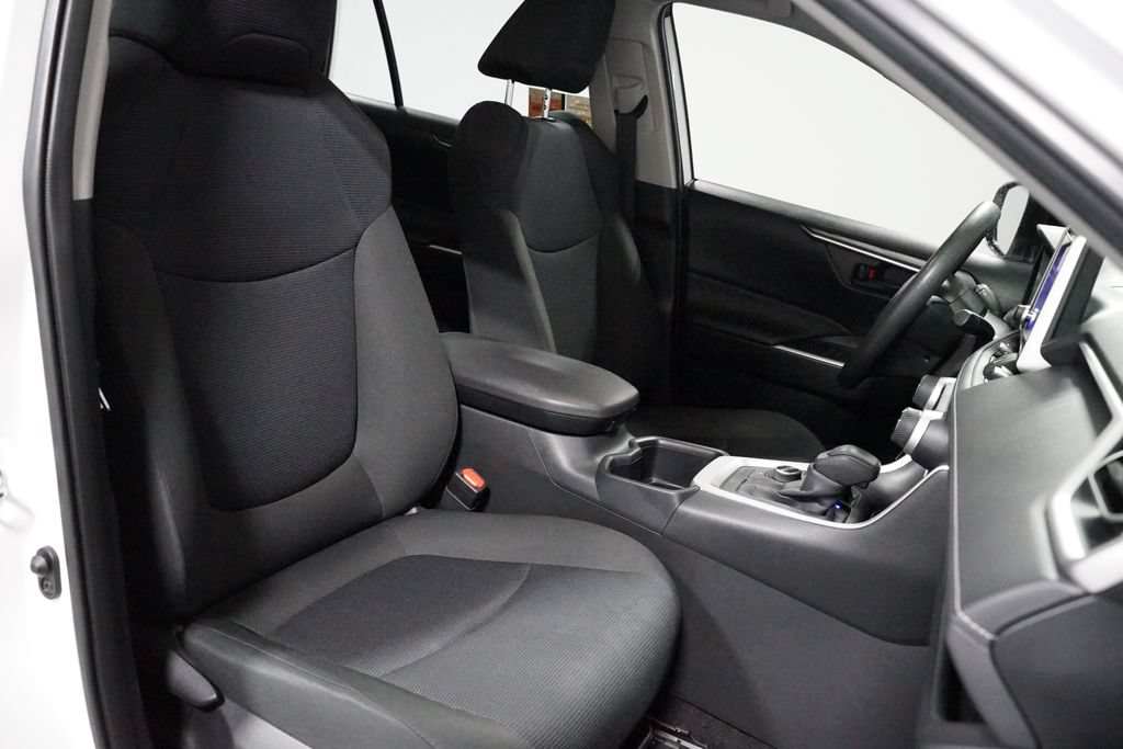 Certified 2023 Toyota RAV4 LE AWD/4WD image 26