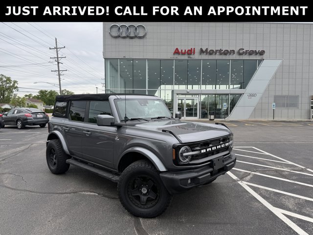 Used 2023 Ford Bronco Outer Banks AWD/4WD image 1
