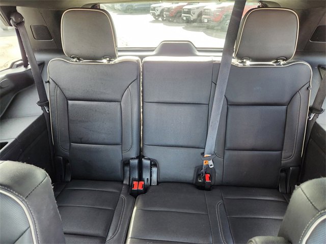 Used 2022 GMC Yukon SLT w/ SLT Premium Package image 18