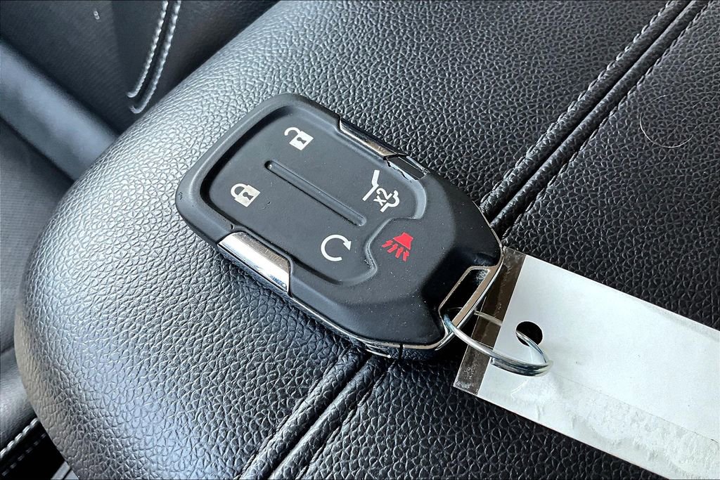 Used 2023 GMC Terrain SLT image 12