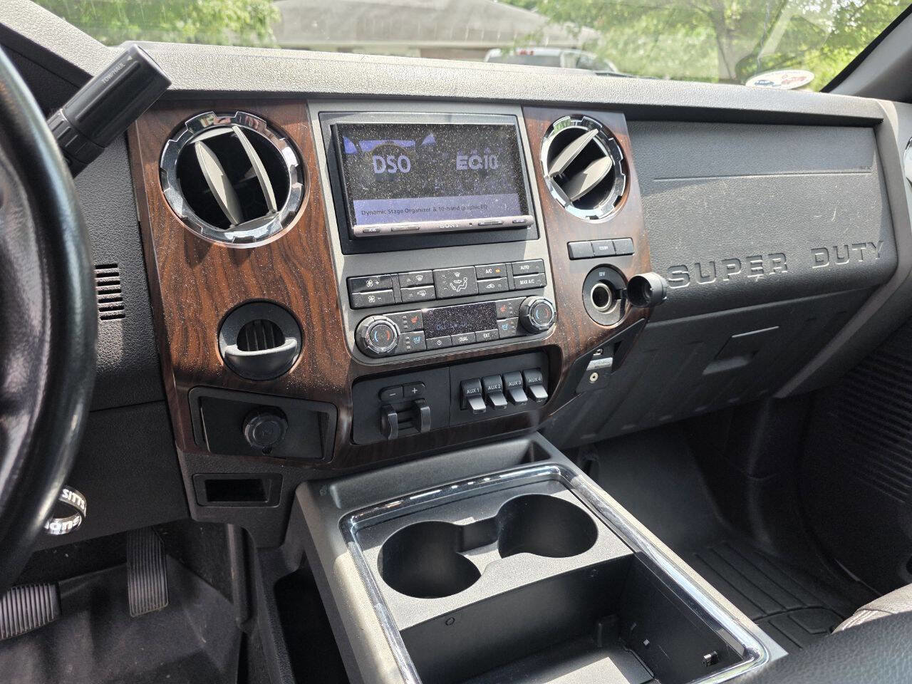 Used 2012 Ford F350 Lariat w/ Lariat Interior Pkg image 10
