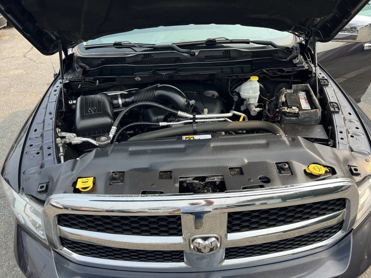 Used 2016 RAM 1500 Classic SLT image 38