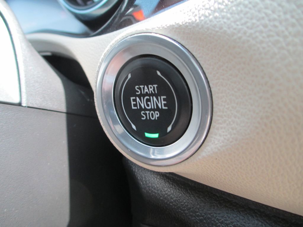 Certified 2020 Buick Encore GX Preferred w/ Cold Weather Comfort Package FWD image 25