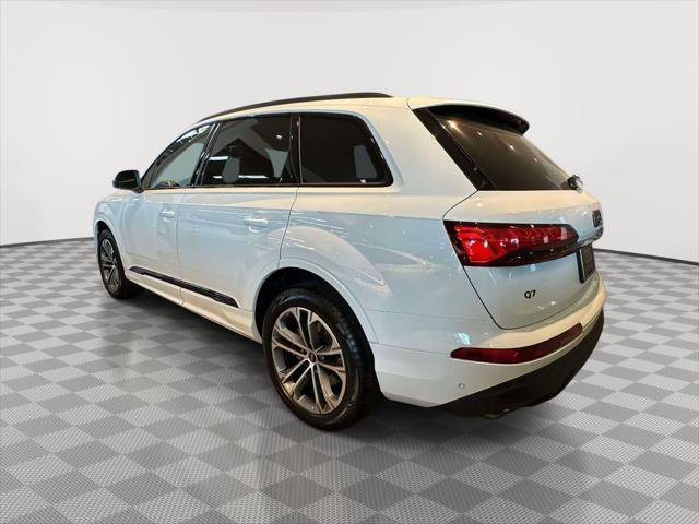 Used 2026 Audi Q7 2.0T Premium w/ Convenience Plus Package AWD/4WD image 3