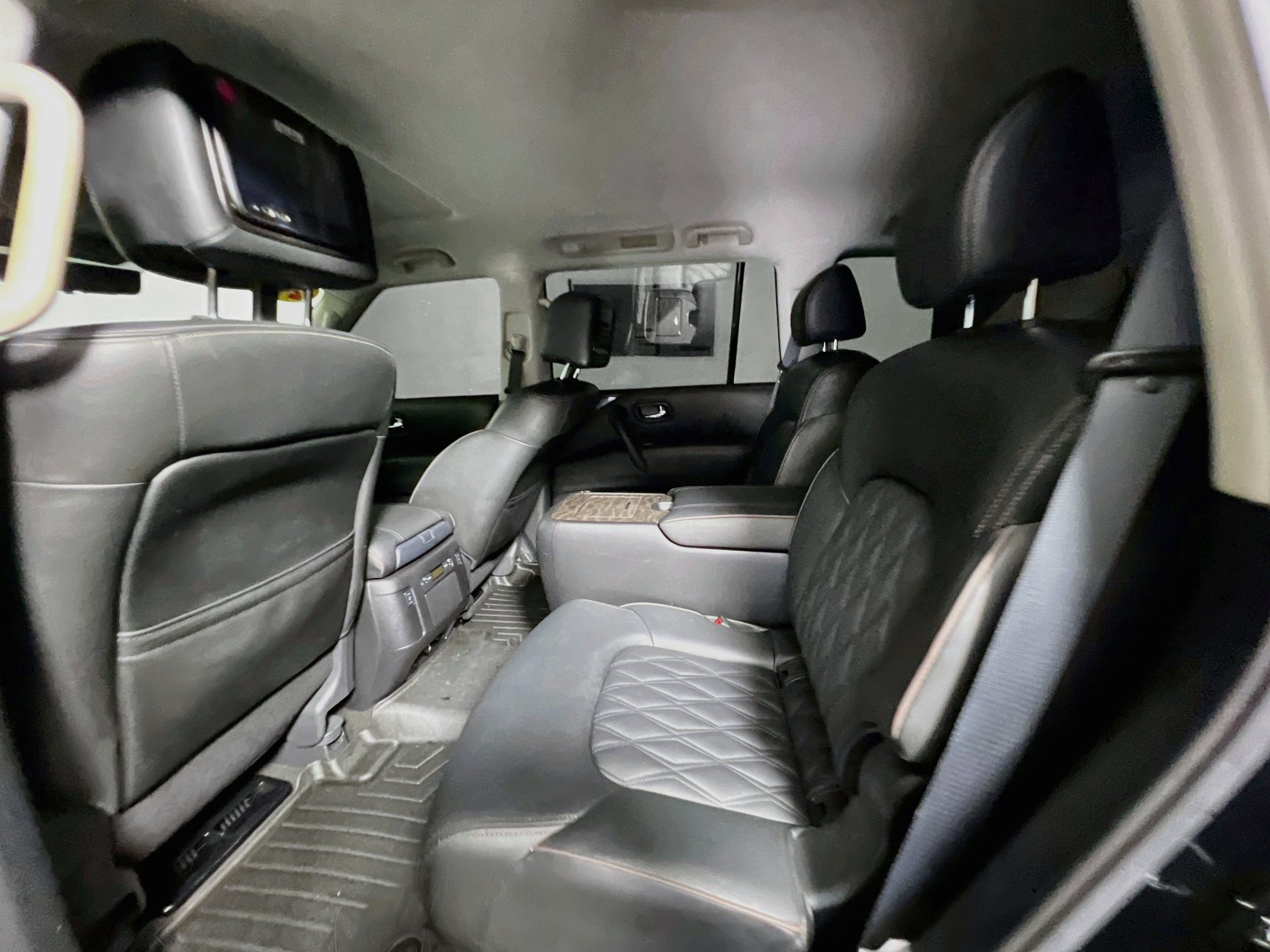 Used 2021 Nissan Armada Platinum w/ Captain's Chairs Package RWD image 28
