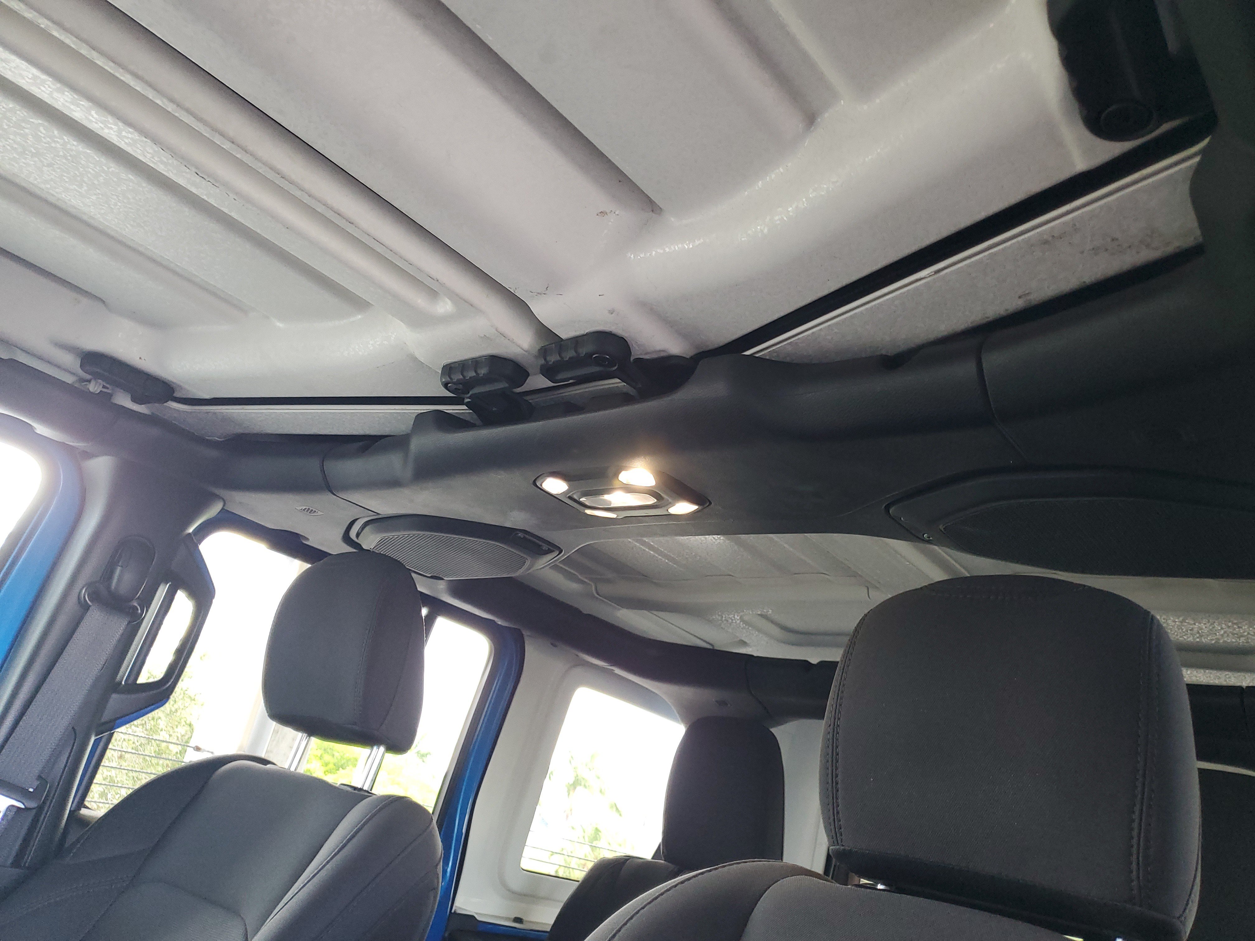 Used 2022 Jeep Wrangler Unlimited Sport AWD/4WD image 21