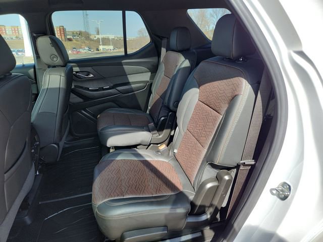 Certified 2023 Chevrolet Traverse High Country image 26