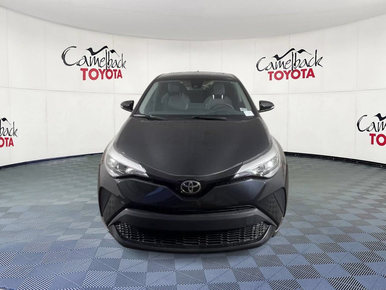Used 2020 Toyota C-HR LE FWD image 5