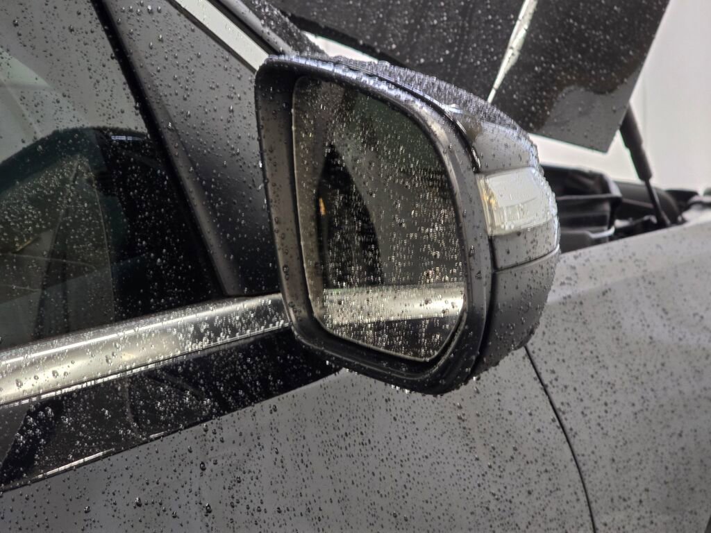 Used 2022 Mercedes-Benz GLS 450 4MATIC image 32