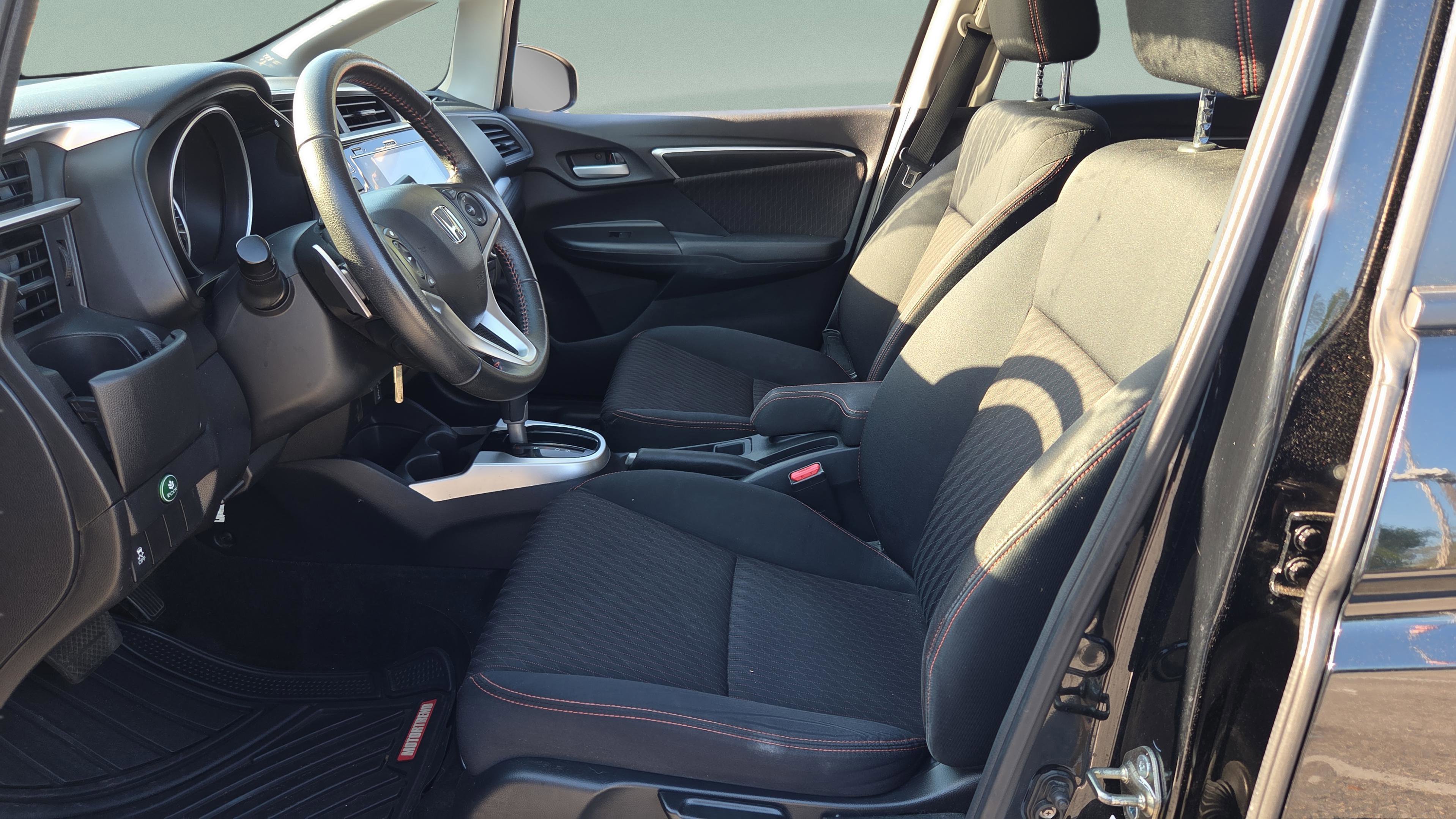 Used 2020 Honda Fit Sport image 9