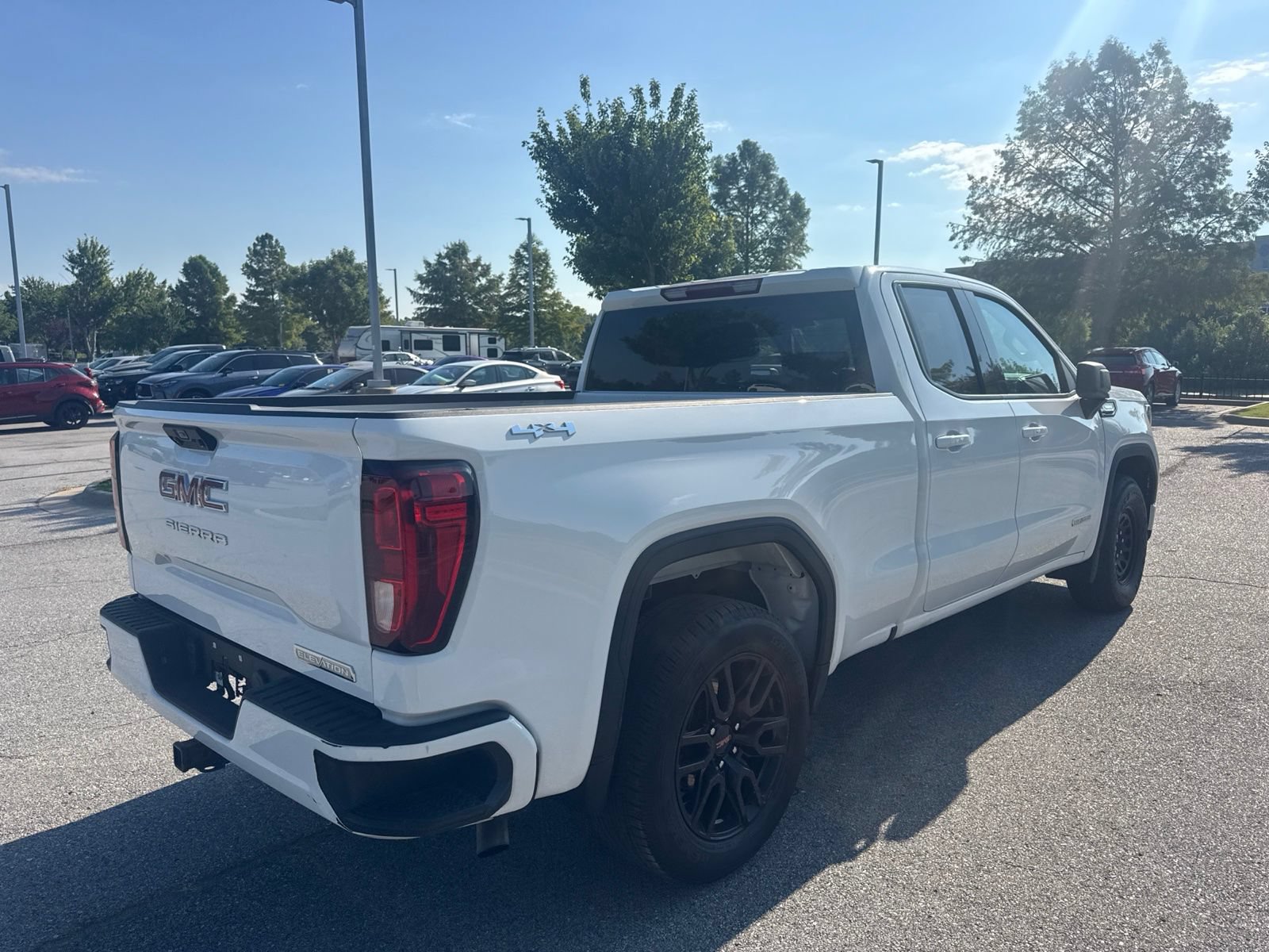 Used 2024 GMC Sierra 1500 Elevation AWD/4WD image 5