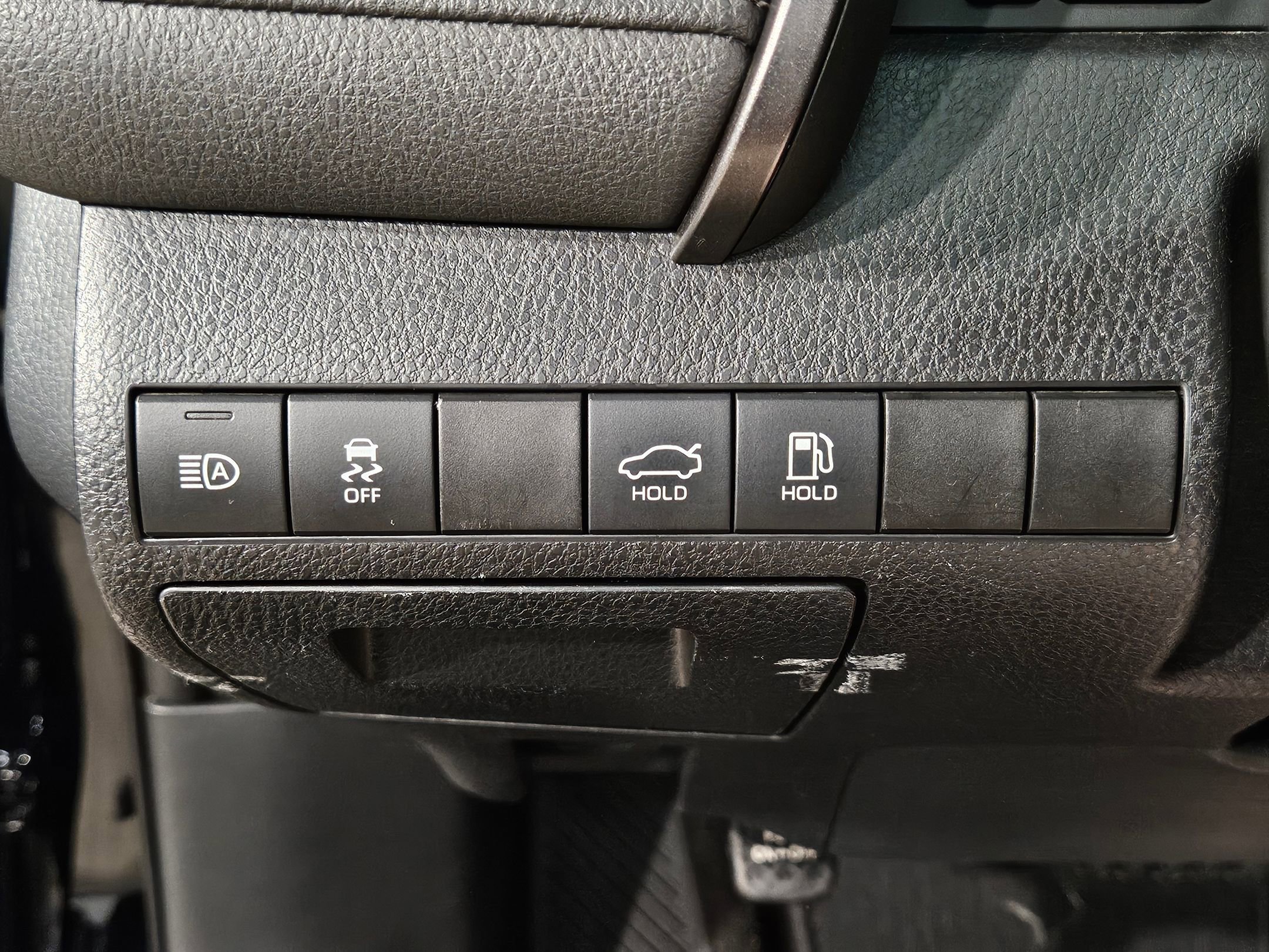 Used 2020 Toyota Camry SE image 24