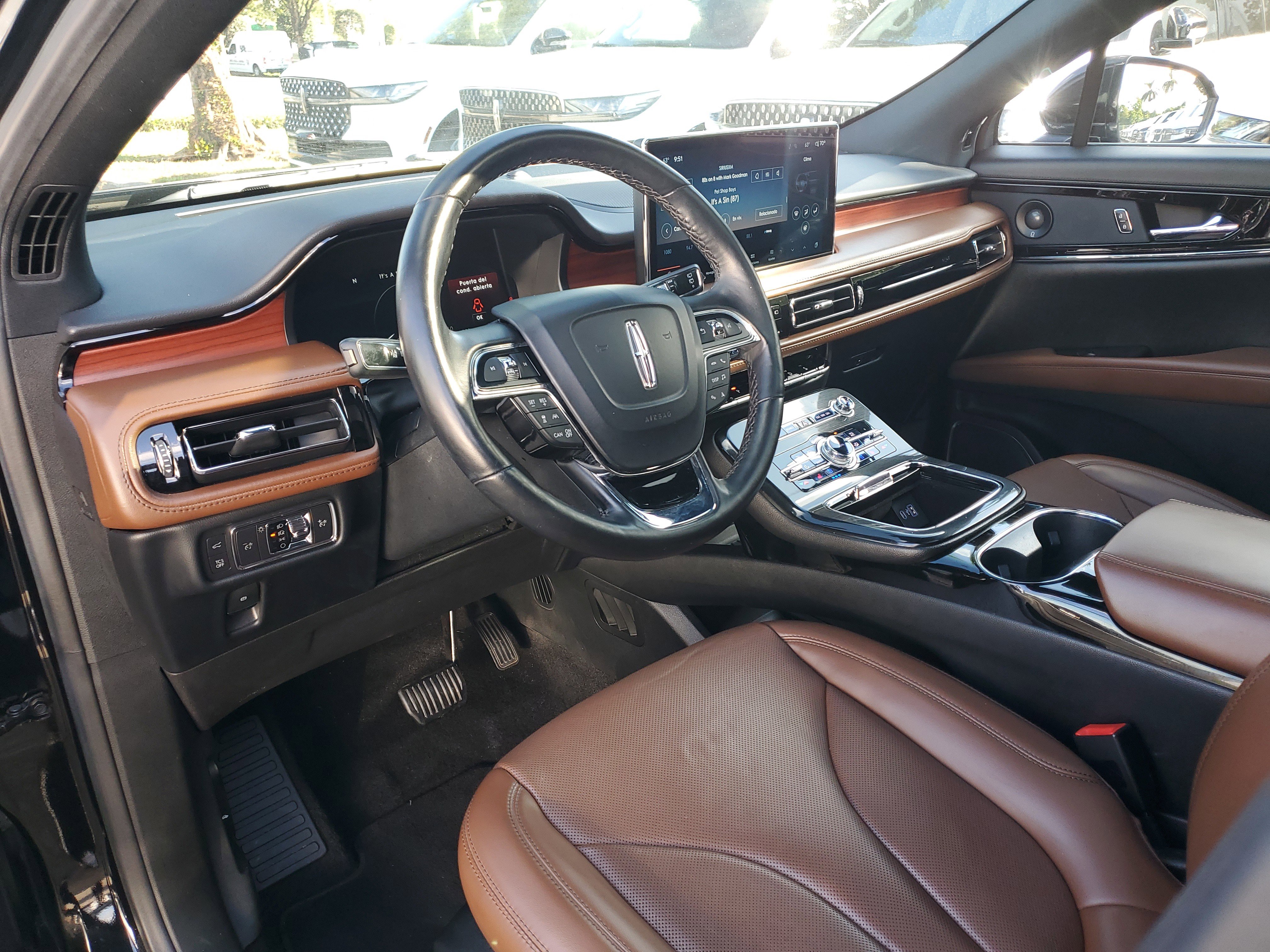 Certified 2022 Lincoln Nautilus Reserve w/ Equipment Group 201A image 13