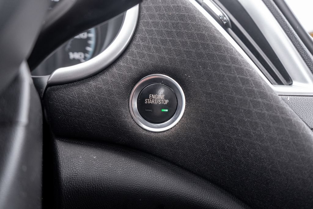 Used 2021 Chevrolet Malibu RS FWD image 24