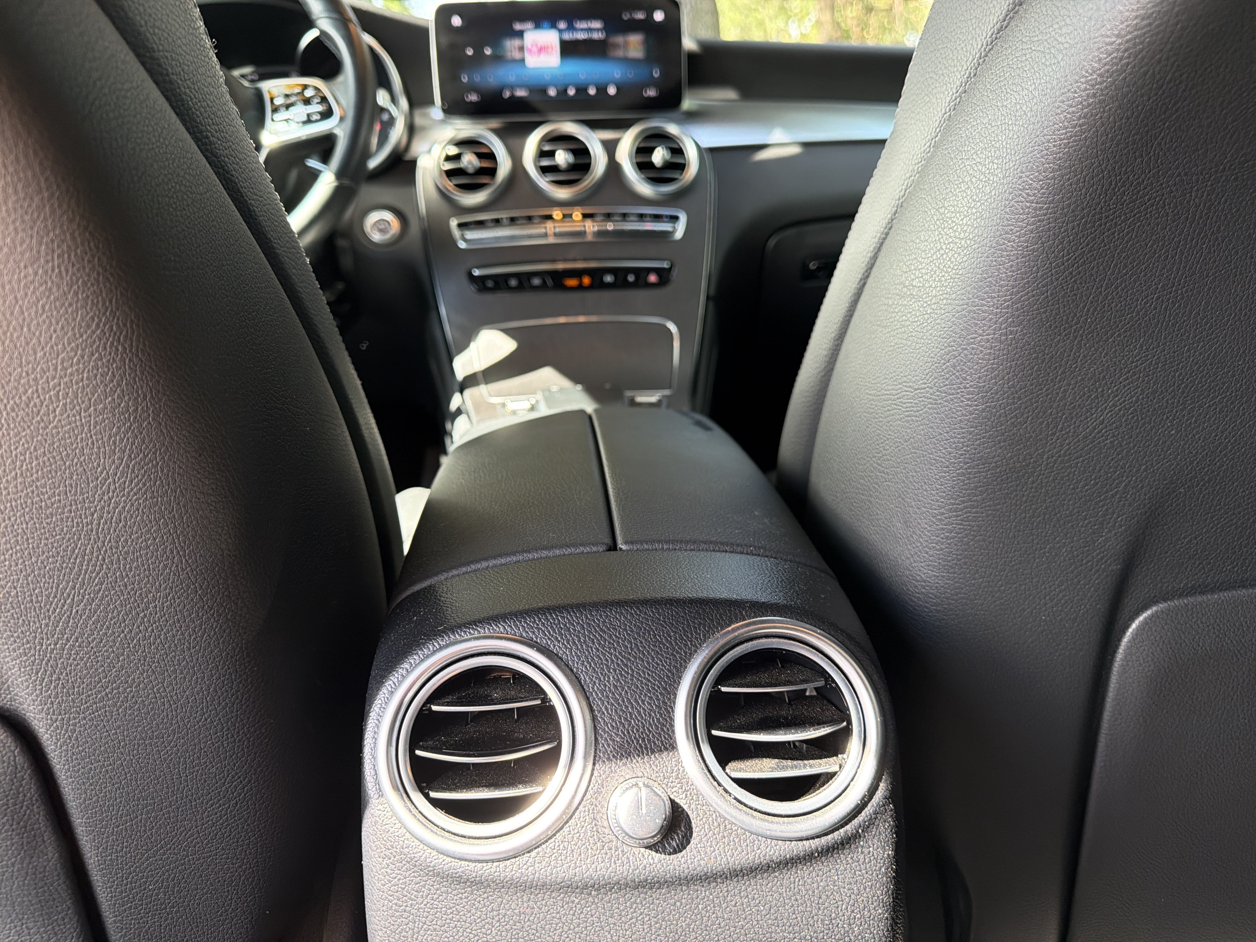 Used 2021 Mercedes-Benz GLC 300 image 35