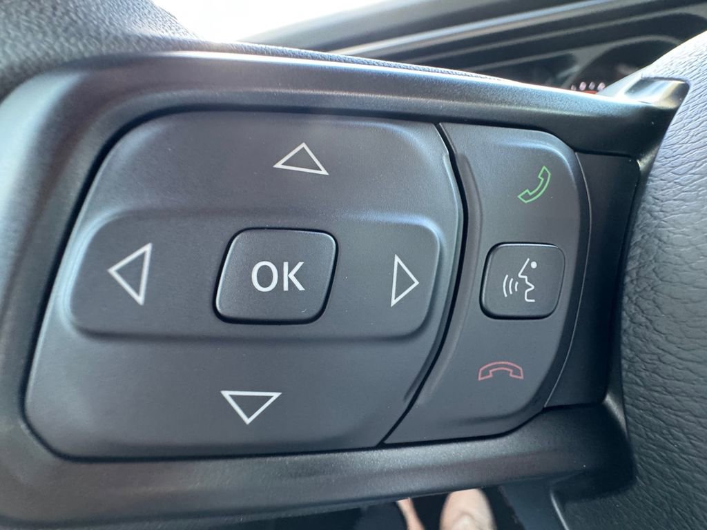 New 2025 Jeep Gladiator Sport image 15