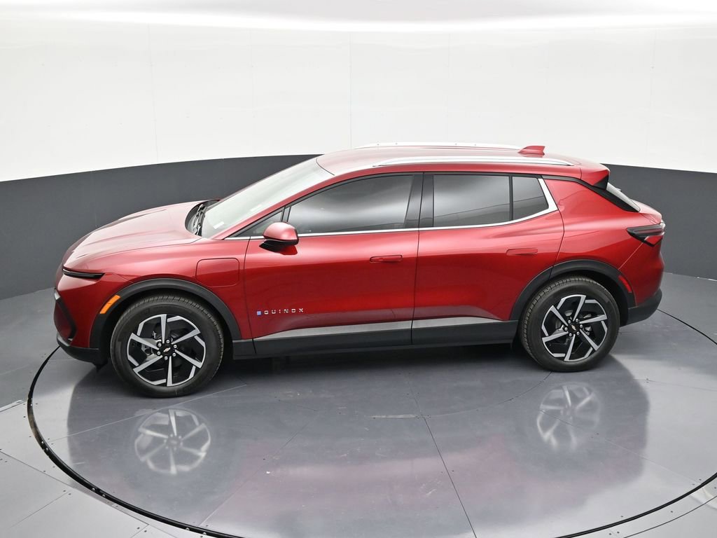Used 2026 Chevrolet Equinox EV LT image 13