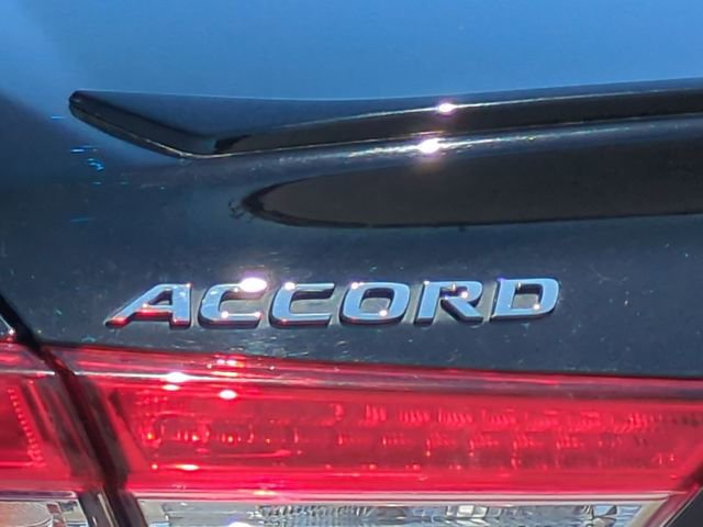 Used 2019 Honda Accord Sport image 10