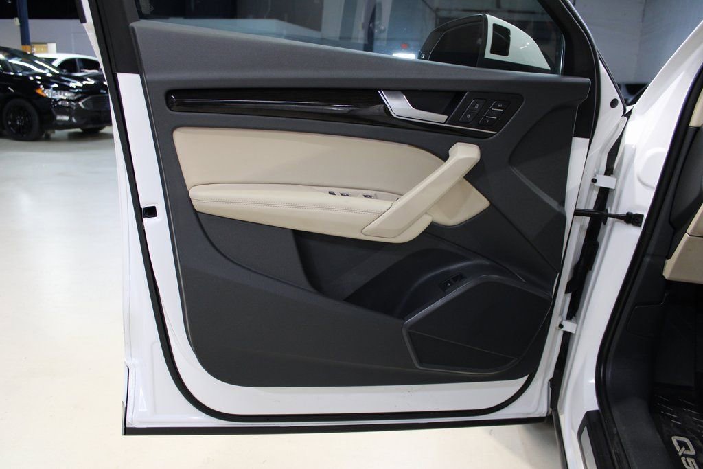 Used 2019 Audi Q5 2.0T Premium Plus w/ Premium Plus Package image 28