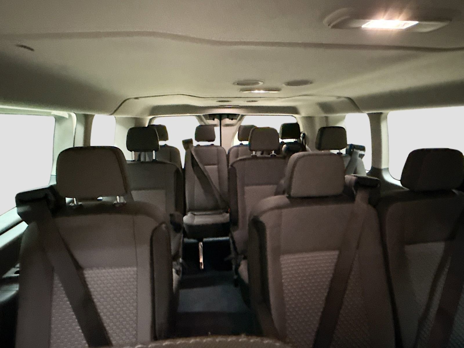 Used 2024 Ford Transit 350 XLT RWD image 28