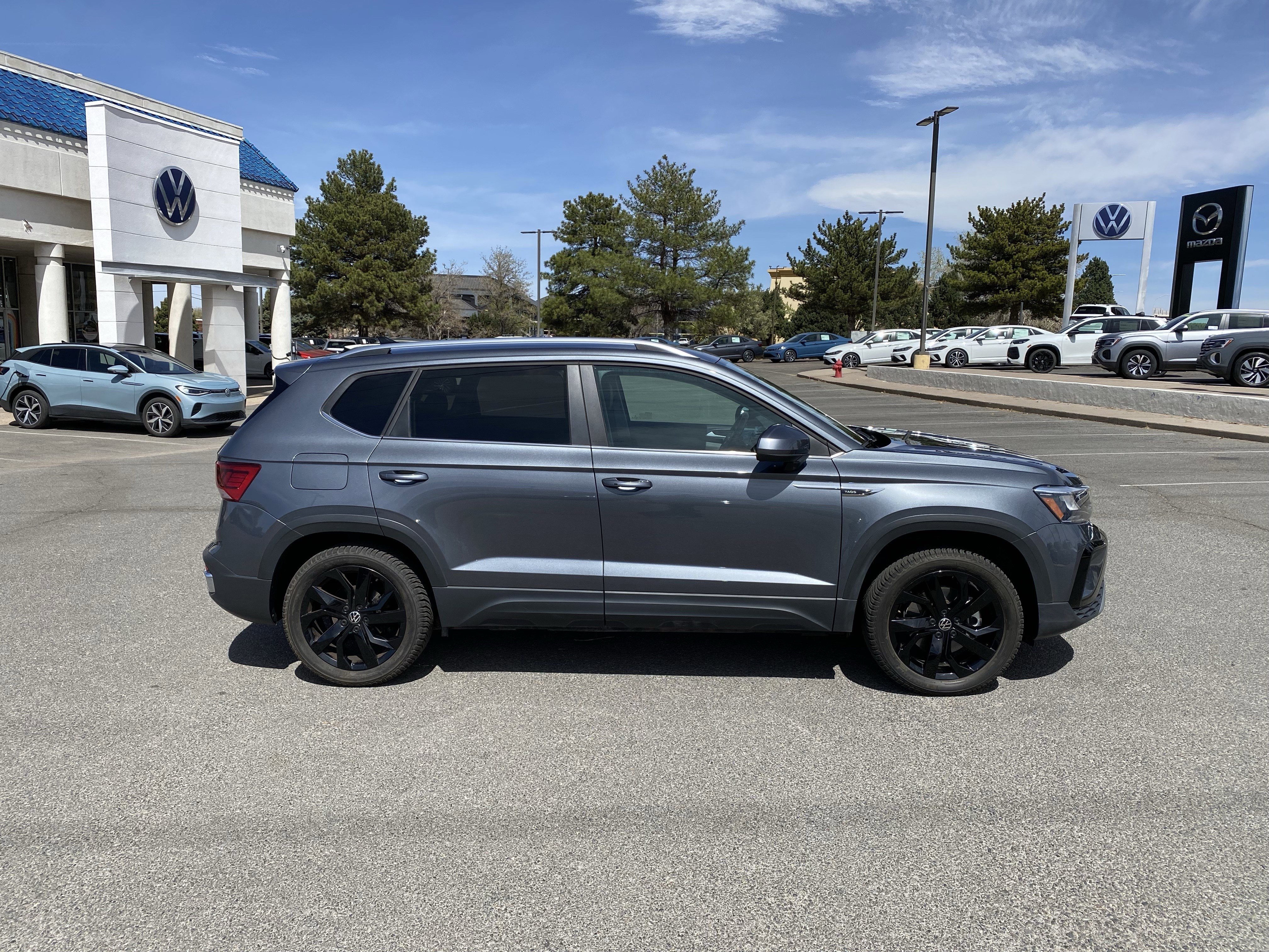 Certified 2022 Volkswagen Taos SE image 44