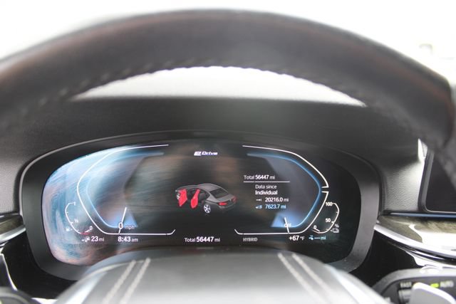 Used 2021 BMW 530e w/ Parking Assistance Package RWD image 21