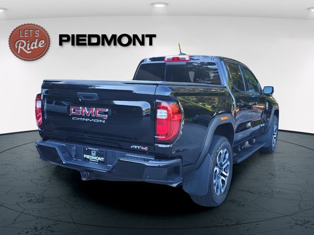 Used 2024 GMC Canyon AT4 w/ Technology Package AWD/4WD image 5