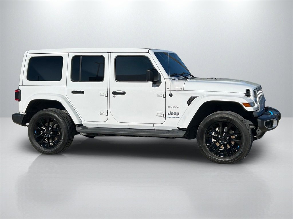 Used 2023 Jeep Wrangler Unlimited Sahara w/ Cold Weather Group image 4